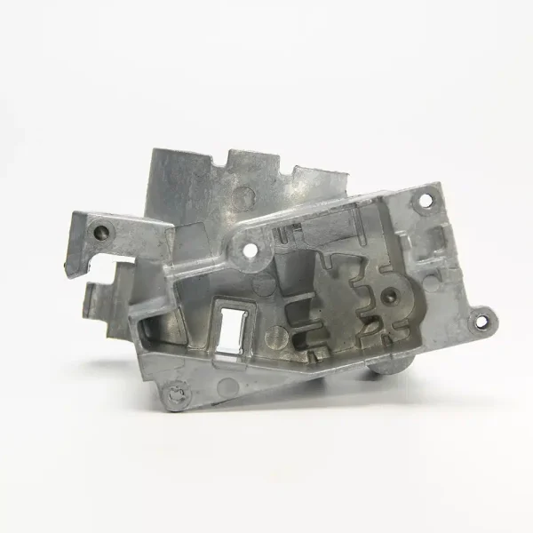 die-casting-engine-bracket-part-02